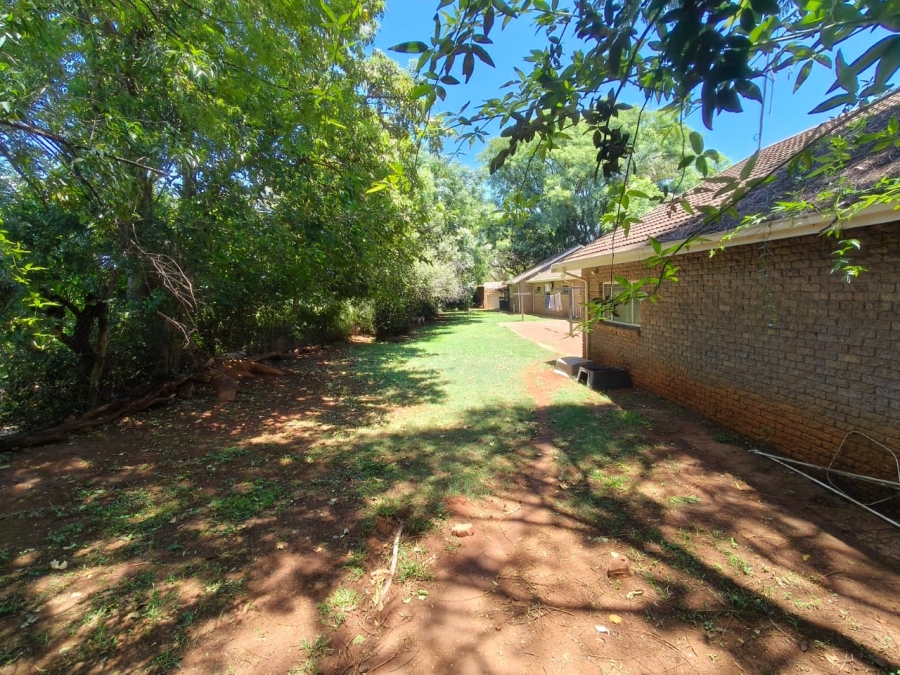 5 Bedroom Property for Sale in Boschfontein A H North West